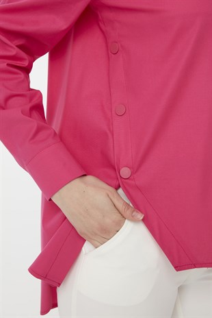 Женская рубашка из хлопка с пуговицами цвета фуксии