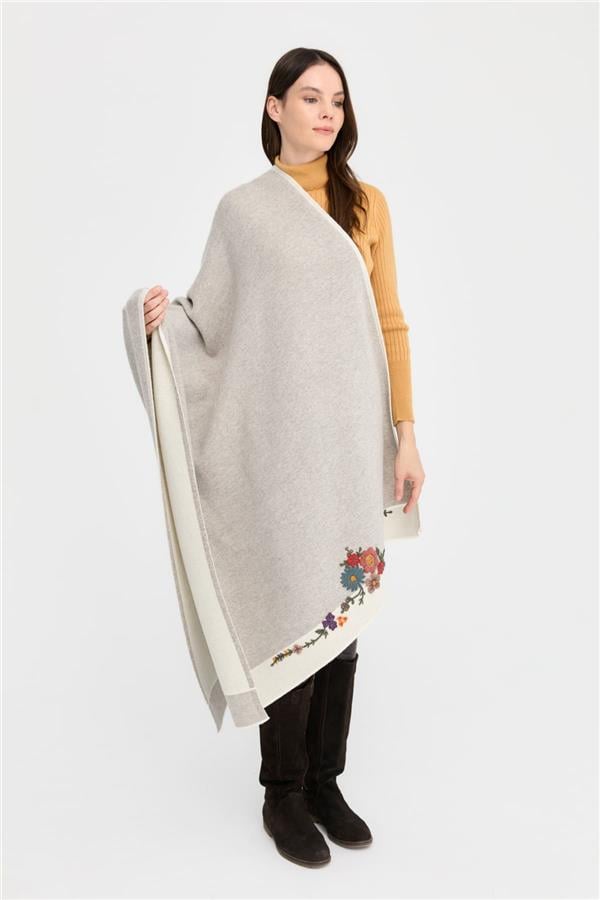 Kadın Kenarları Nakış İşlemeli Büyük Yün Şal Kemik