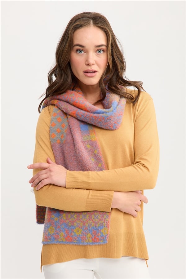 Женский шарф с лоскутным рисунком 10