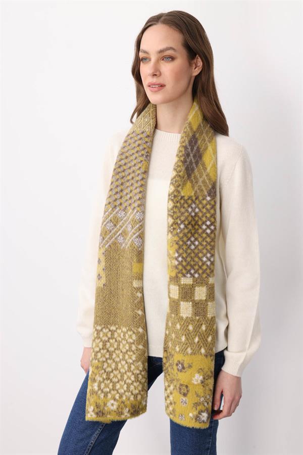 Kadın Kırk Yama Desenli Kaşkol 4