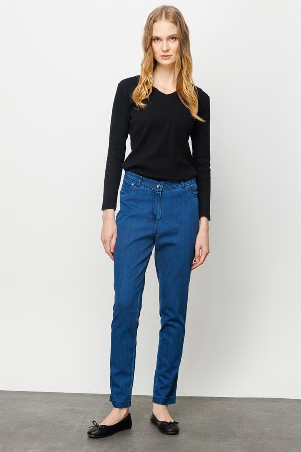 Kadın Klasik Kesim Jean Pantolon Mavi