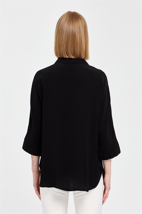 Женская рубашка с кружевными полосками на рукавах