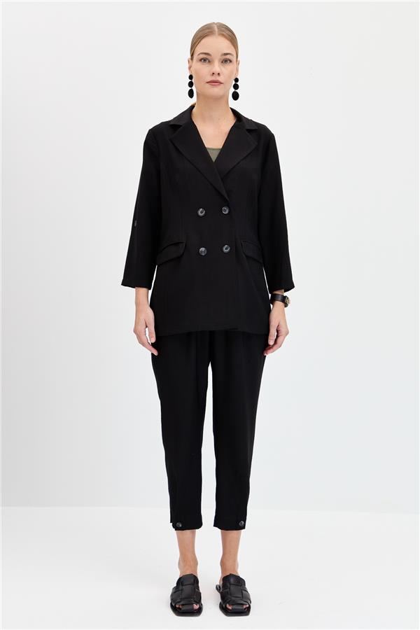 Женская двубортная модель льняной куртки на пуговицах, черная