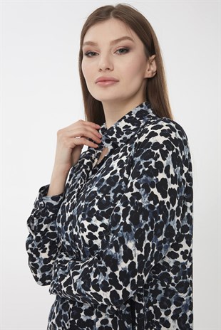 Женская рубашка с рисунком 