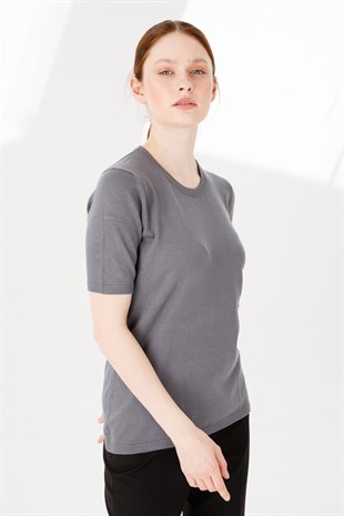 Женская блузка из лайкры серая