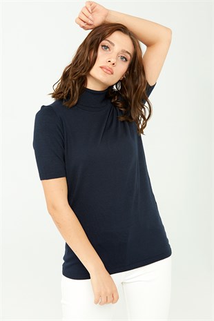 Женская блузка с водолазкой из лайкры Темно-синяя