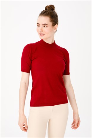 Женская блузка с высоким воротником из лайкры