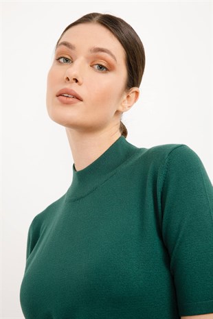 Женская блузка с высоким воротником из лайкры светло-зеленая