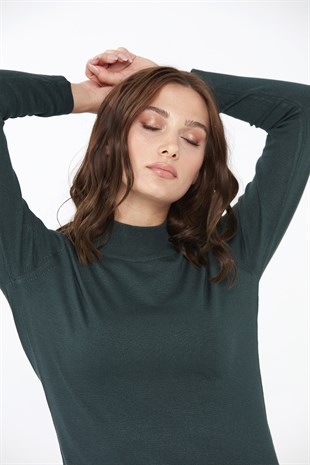 Женская базовая блузка с высоким воротником из лайкры зеленого цвета