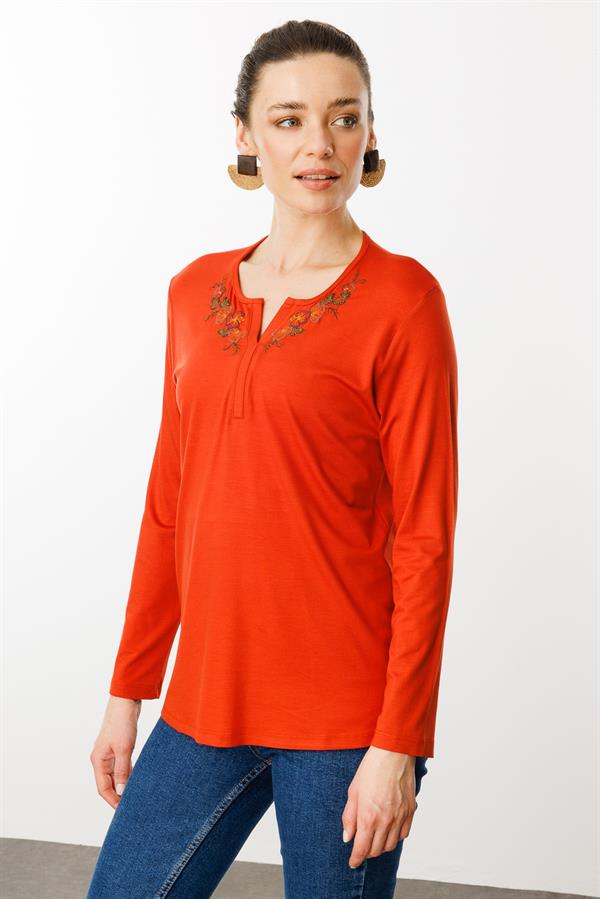 Kadın Nakış İşlemeli Uzun Kollu Penye Bluz Oranj