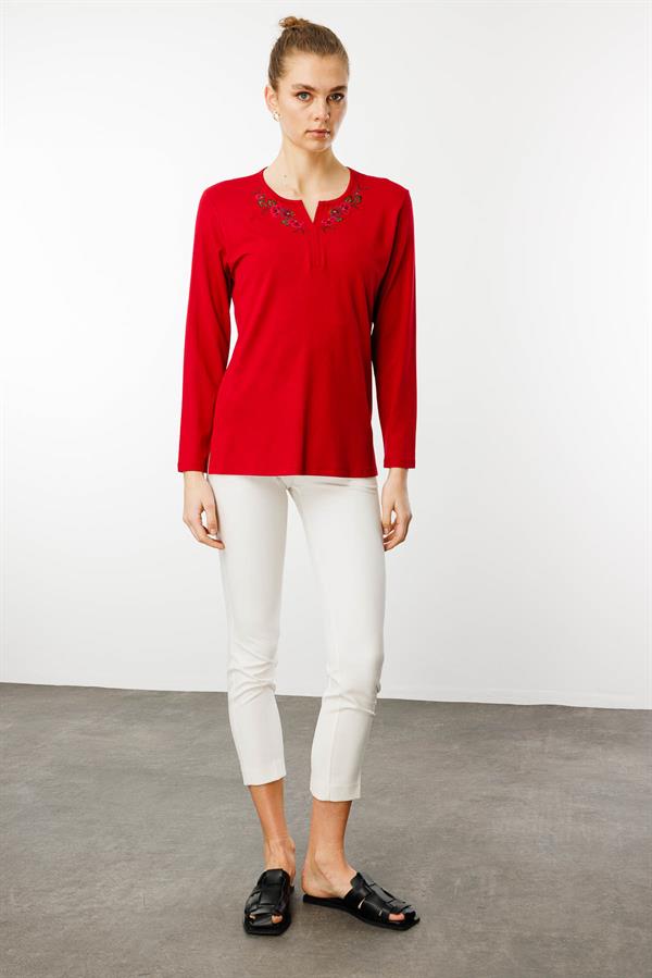 Kadın Nakış İşlemeli Uzun Kollu Penye Bluz Kırmızı