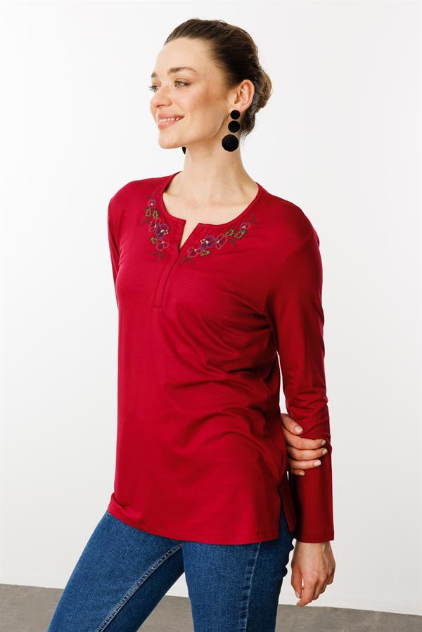 Kadın Nakış İşlemeli Uzun Kollu Penye Bluz Vişne