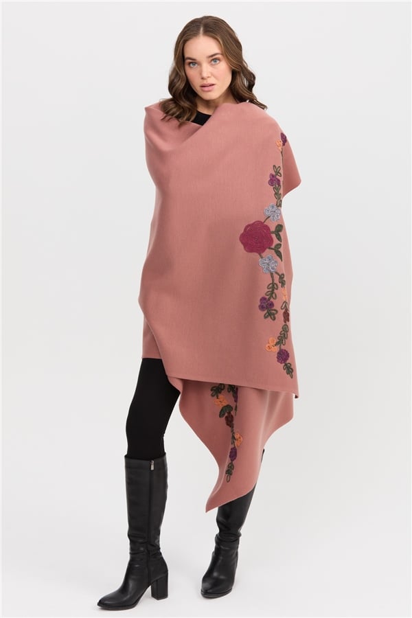 Женский палантин с вышивкой розовый