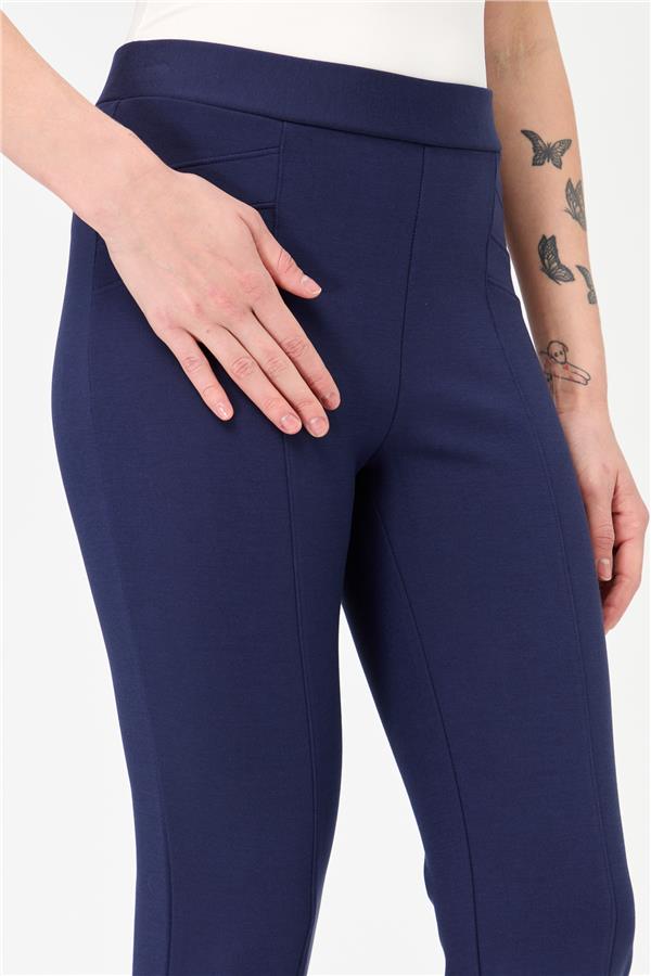 женские колготки и брюки