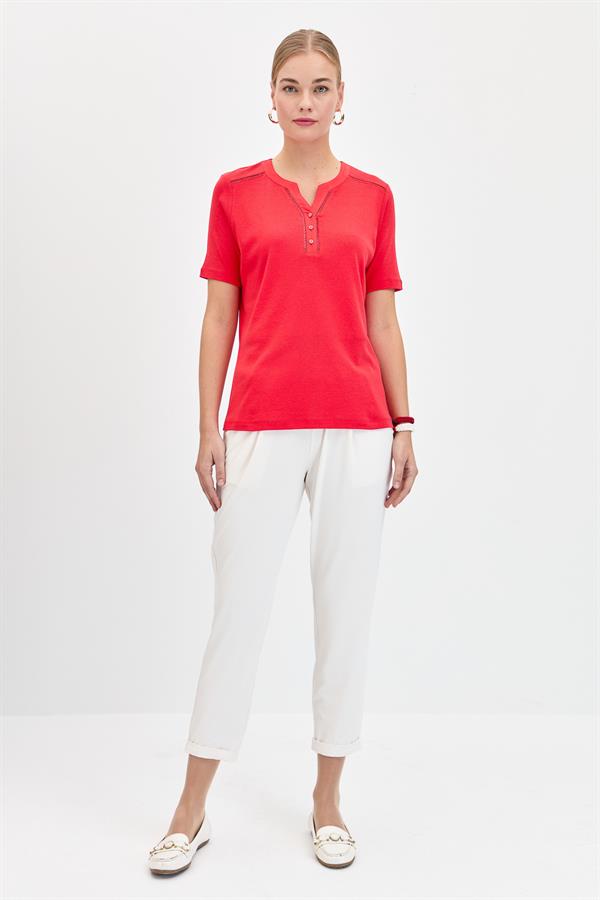 Женская хлопковая футболка с вышивкой на плечах и воротнике, зеленая