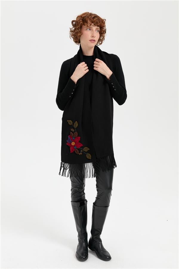 Kadın Örgü Çiçek İşlemeli Püsküllü Kaşkol Siyah