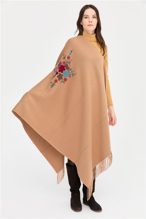 Kadın Ortası Çiçek İşlemeli Şal Biscuit