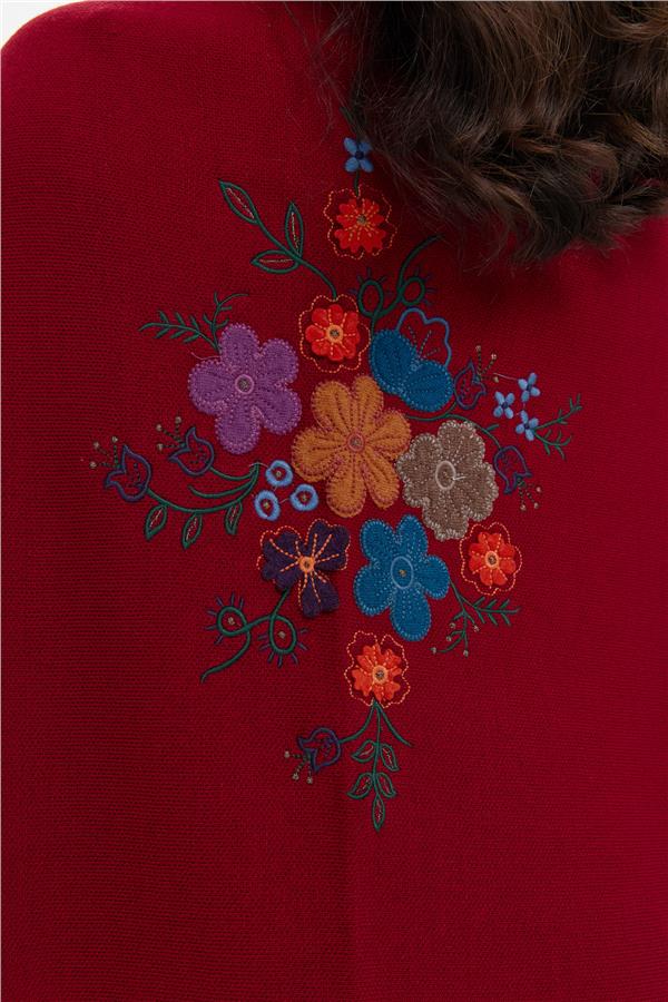 Kadın Ortası Çiçek İşlemeli Şal Bordo