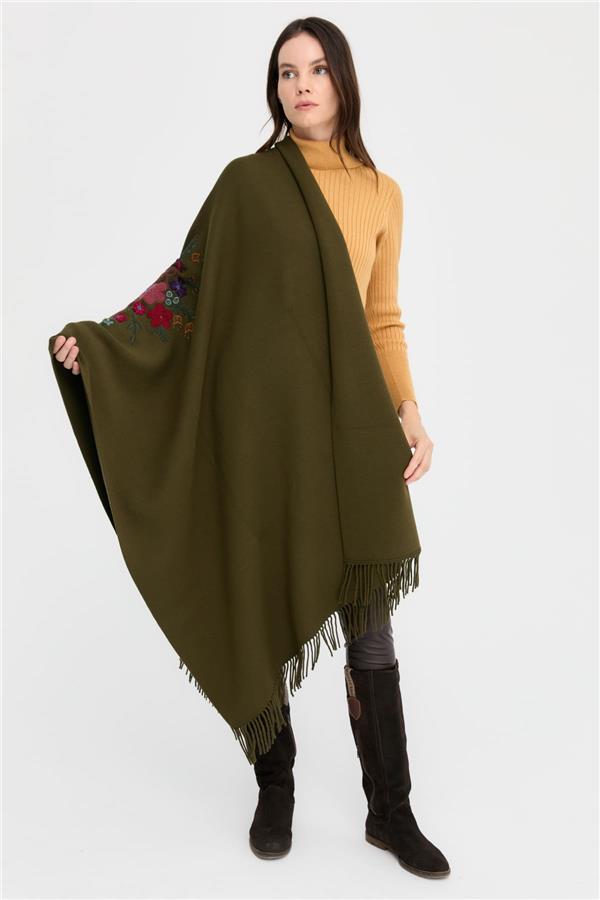 Kadın Ortası Çiçek İşlemeli Şal Haki