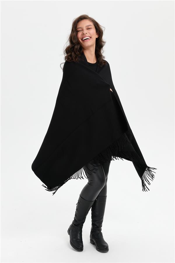 Kadın Ortası Çiçek İşlemeli Şal Siyah