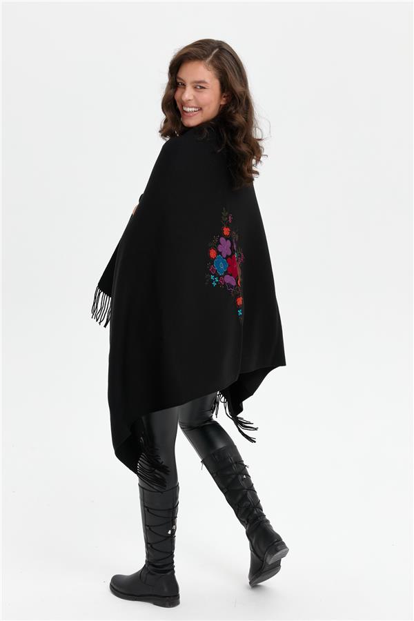 Kadın Ortası Çiçek İşlemeli Şal Siyah