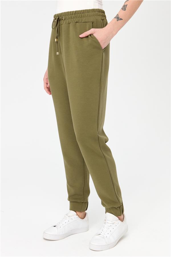 Женские спортивные брюки с карманами