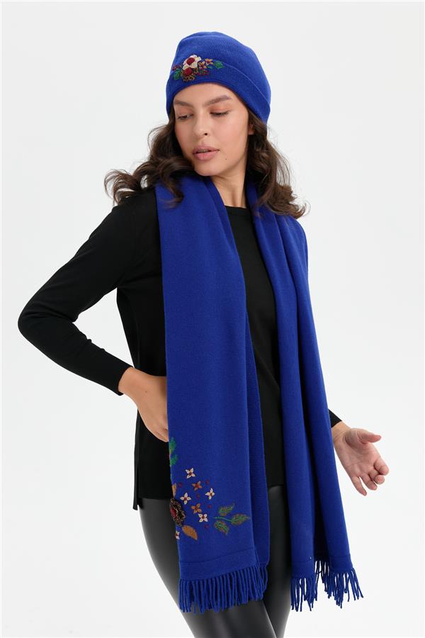 Kadın Papatya Çiçek İşlemeli Yün Bere K.S.Mavi