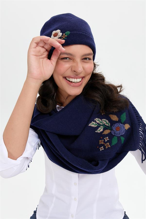 Kadın Papatya İşlemeli Püsküllü Yün Kaşkol Y.A Lacivert