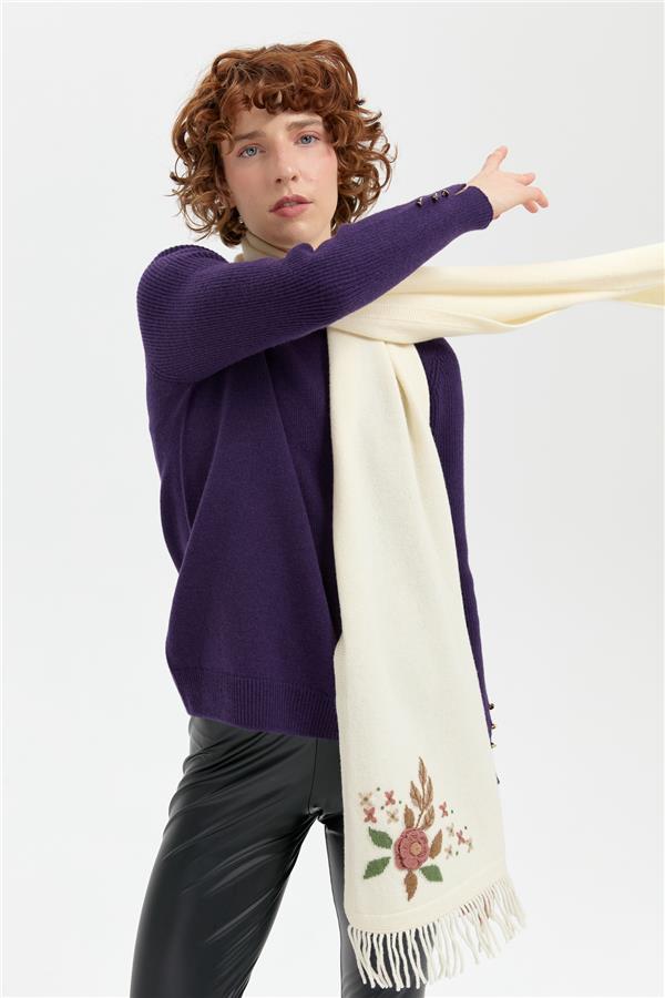 Kadın Papatya İşlemeli Püsküllü Yün Kaşkol Kemik