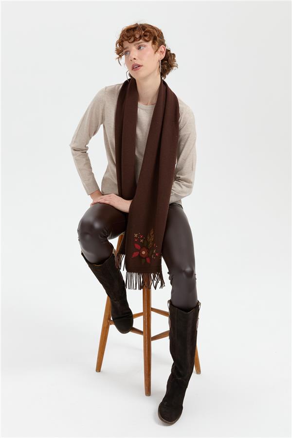 Kadın Papatya İşlemeli Püsküllü Yün Kaşkol M.Kahve