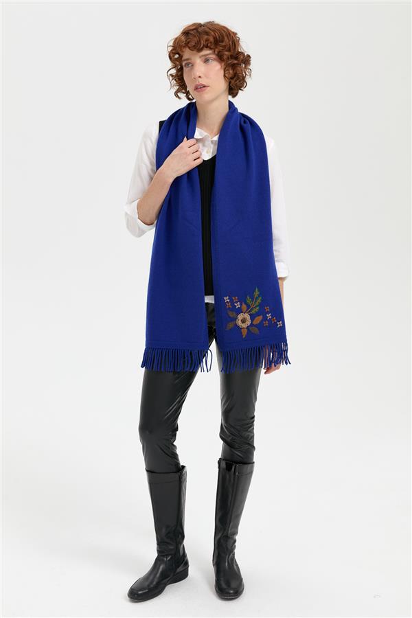 Kadın Papatya İşlemeli Püsküllü Yün Kaşkol K.S.Mavi