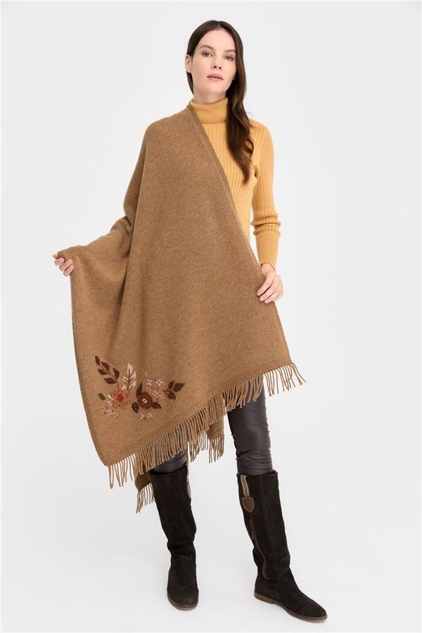 Kadın Papatya İşlemeli Püsküllü Yün Şal V.Camel
