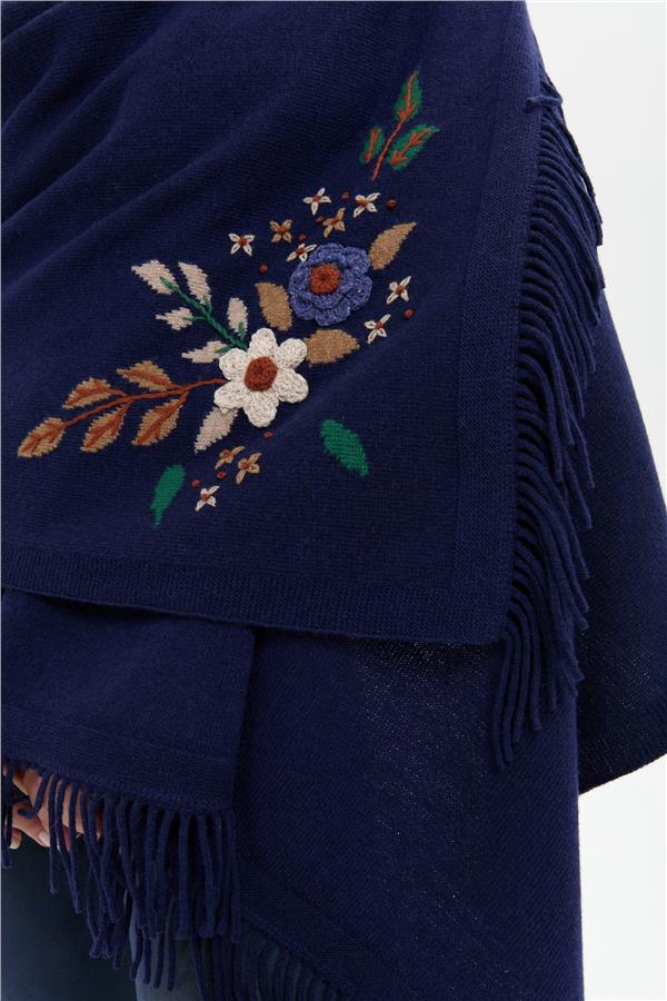Kadın Papatya İşlemeli Püsküllü Yün Şal Y.A Lacivert