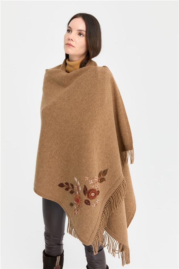 Kadın Papatya İşlemeli Püsküllü Yün Şal V.Camel