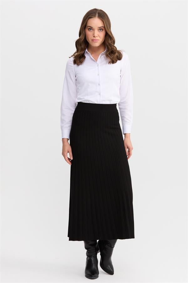Женская трикотажная плиссированная юбка черная