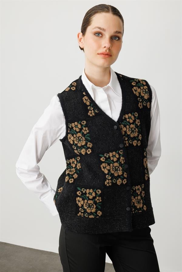 Kadın Pıtırcık Çiçekli Patchwork Keçe Yün Yelek Siyah_V.Camel