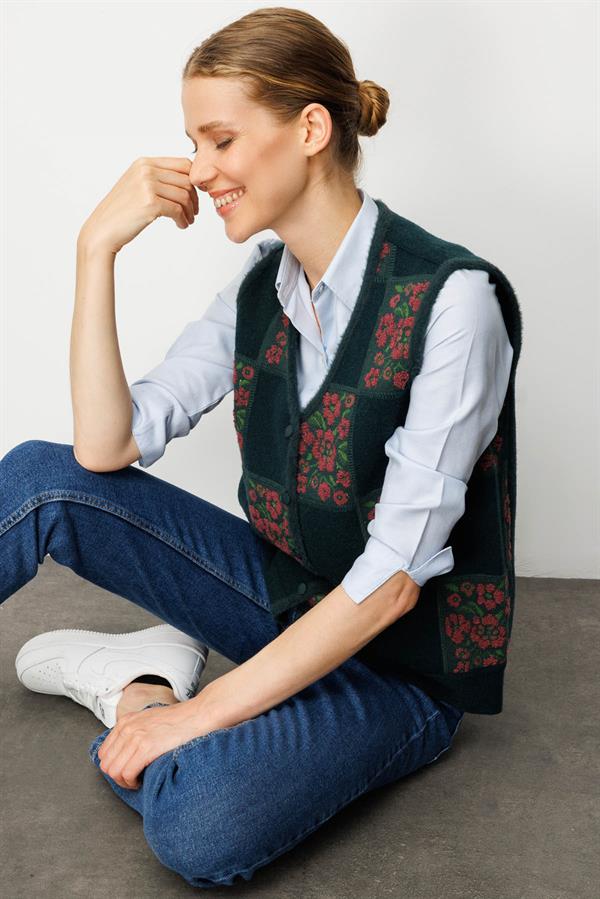 Kadın Pıtırcık Çiçekli Patchwork Keçe Yün Yelek Yeşil_K.G.Kurusu