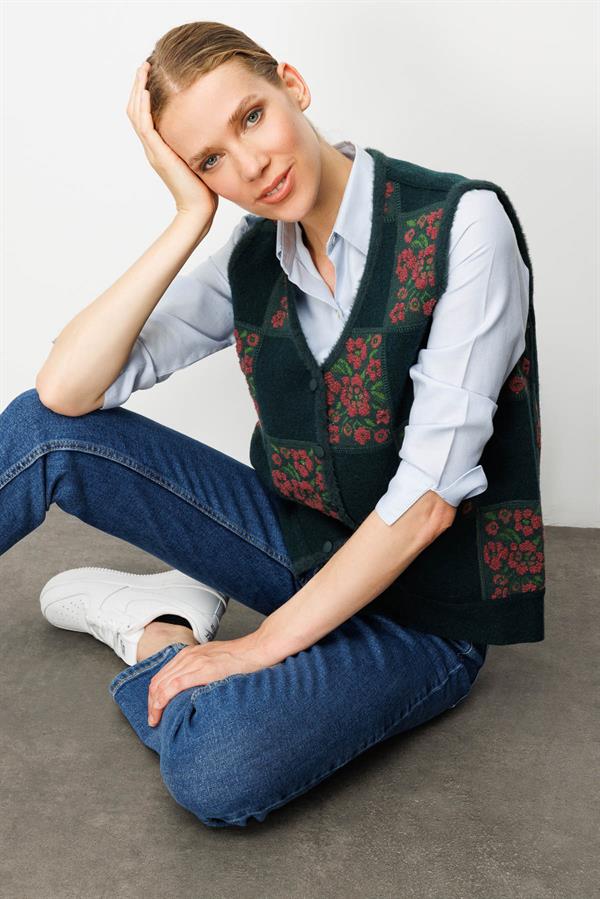 Kadın Pıtırcık Çiçekli Patchwork Keçe Yün Yelek Yeşil_K.G.Kurusu
