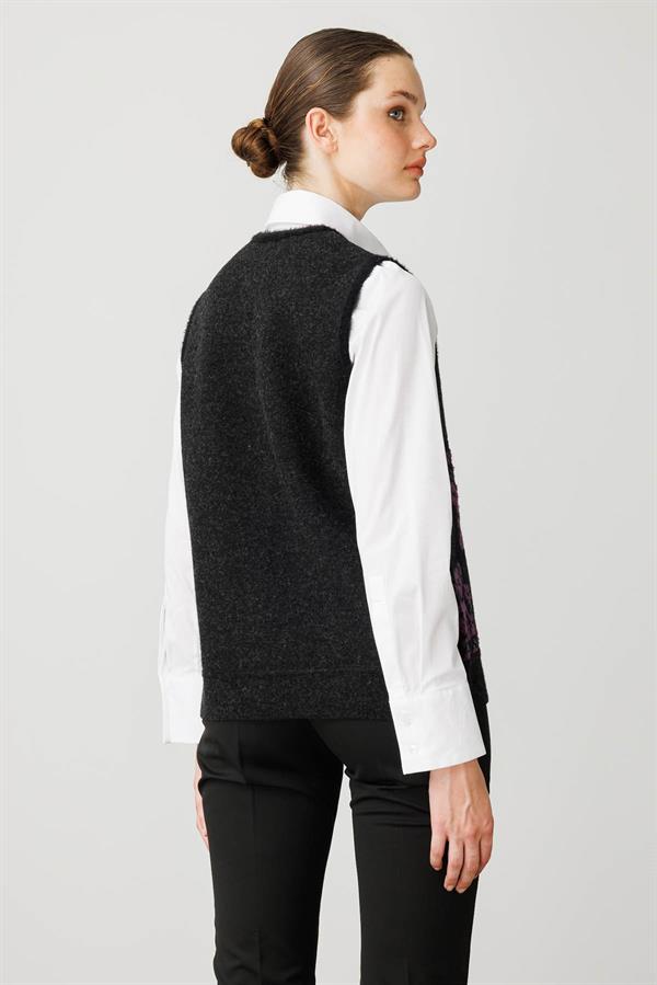 Kadın Pıtırcık Çiçekli Patchwork Keçe Yün Yelek Siyah_A.Mor