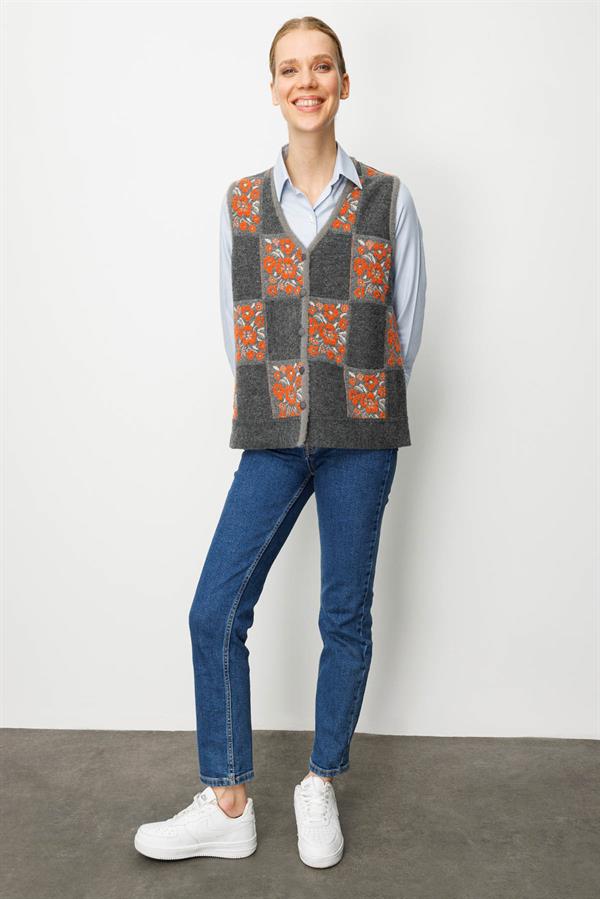 Kadın Pıtırcık Çiçekli Patchwork Keçe Yün Yelek Füme_Portakal