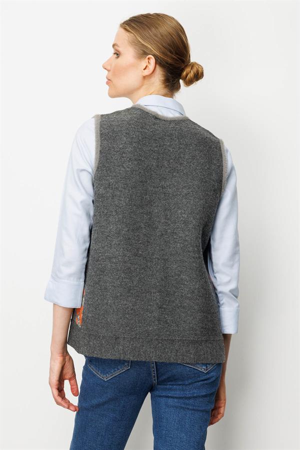 Kadın Pıtırcık Çiçekli Patchwork Keçe Yün Yelek Füme_Portakal