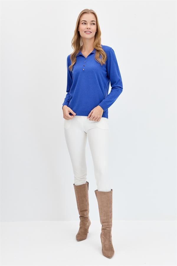 Женский базовый свитер с воротником поло