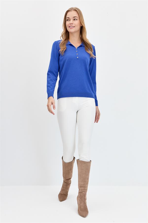 Женский базовый свитер с воротником поло