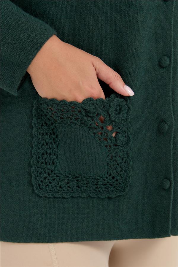 Kadın Polo Yaka Cebi Gül İşlemeli Kısa Yün Hırka Yeşil