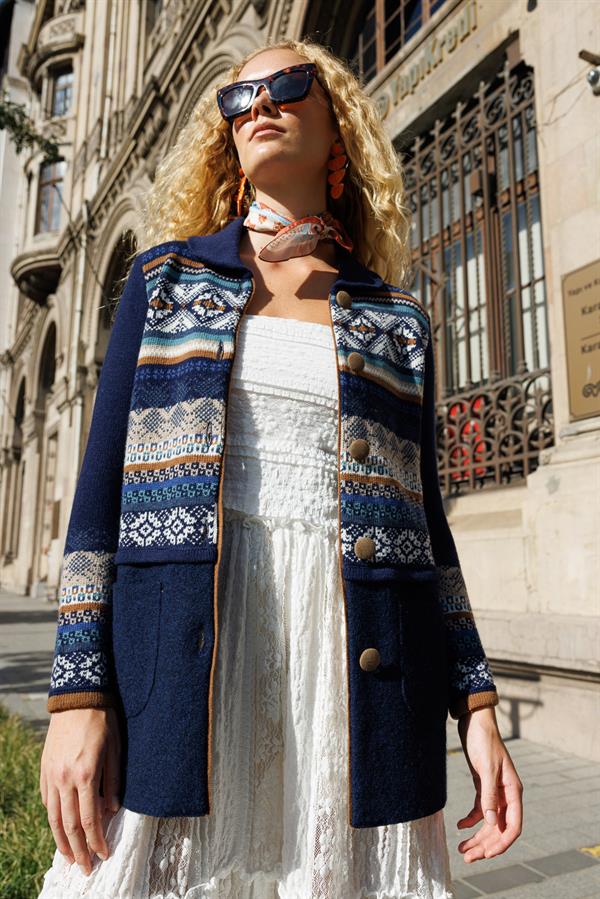 Kadın Polo Yaka Eteği Keçeli Araboy Yün Kaban Y.A Lacivert