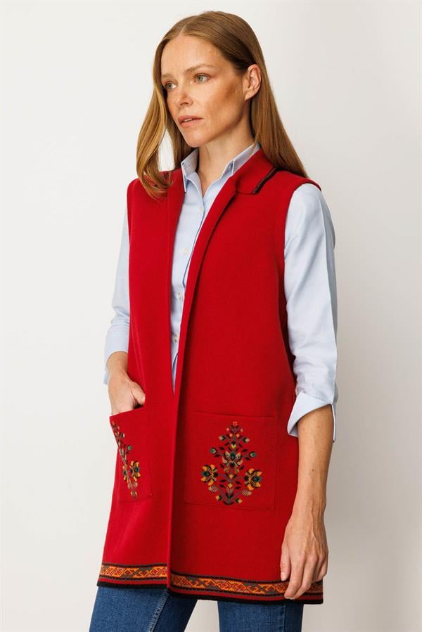 Kadın Polo Yaka Etek Ucu Kilim Desenli Uzun Yün Yelek K.Kırmızı