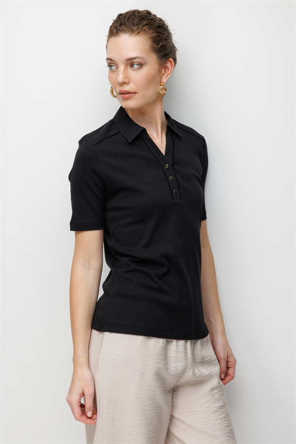 Kadın Polo Yaka İğne İşlemeli Pamuklu Penye T-shirt Siyah