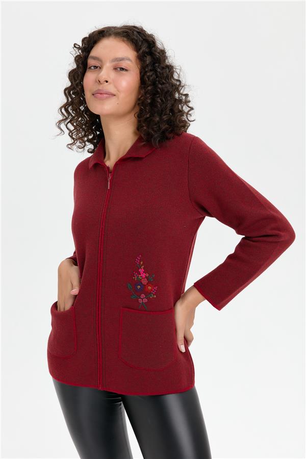 Kadın Polo Yaka İşlemeli Kısa Yün Hırka V.Kırmızı