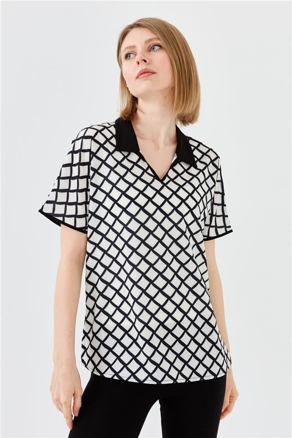Kadın Polo Yaka Kare Desenli T-shirt Siyah