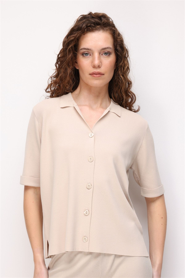 Kadın Polo Yaka Kısa Kollu İnce Triko Ceket Bej